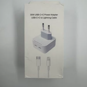 Boîte du chargeur secteur double USB-C 35W avec câble USB-C vers Lightning 1 mètre.